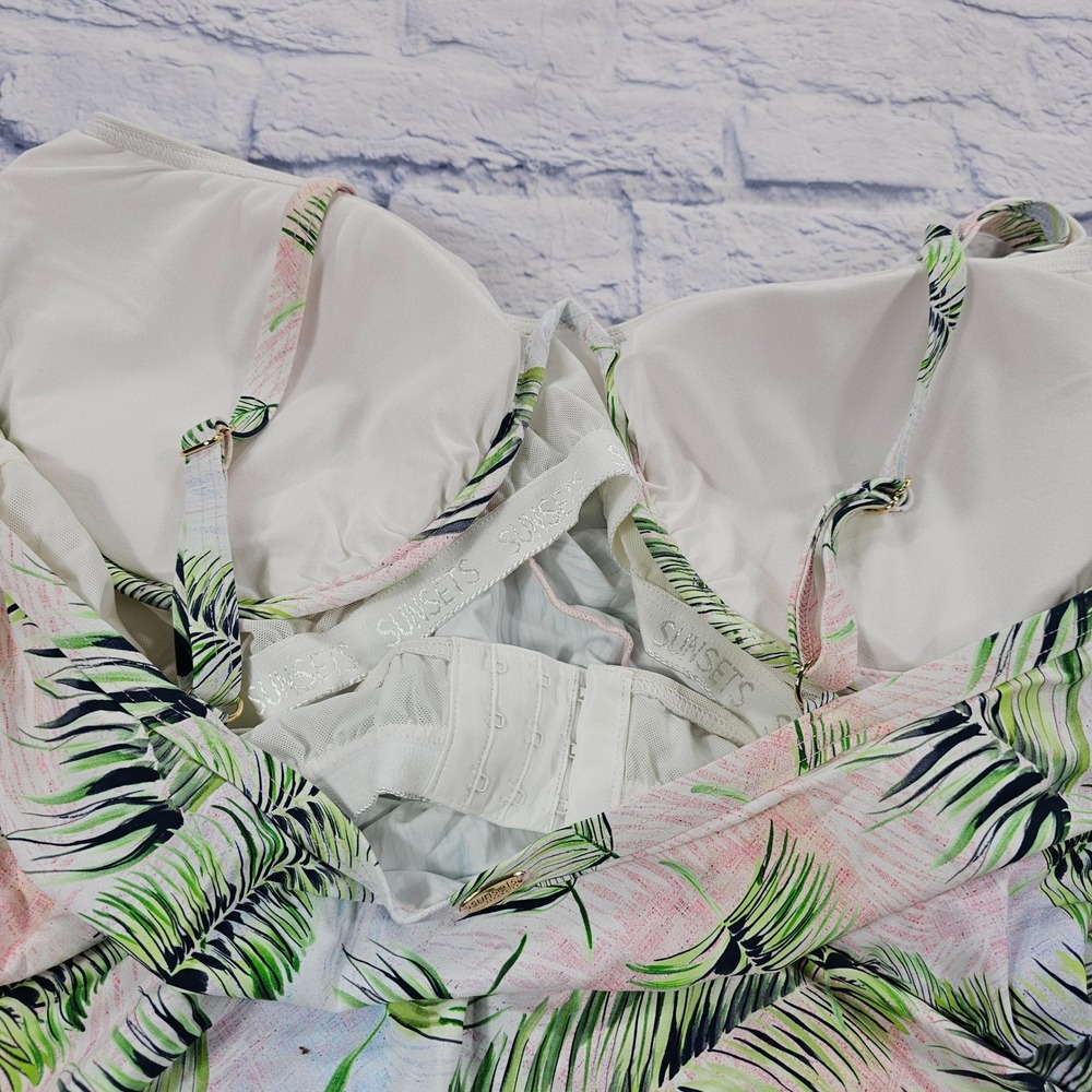 Sunsets Forever Tankini Top WOMENS 18 Island Mist Green Palm Leaf Beach Swim - Picture 7 of 10